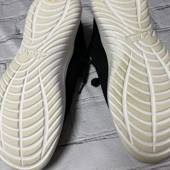 Pre-Owned Clarks Cloudsteppers Washable Knit Sneakers Nova Glint Black 8.5W - Picture 3 of 3